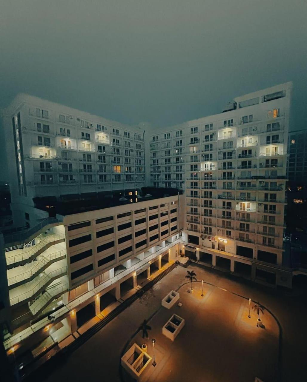 Dolphin Inn & Suites Manhattan Lucknow Ngoại thất bức ảnh